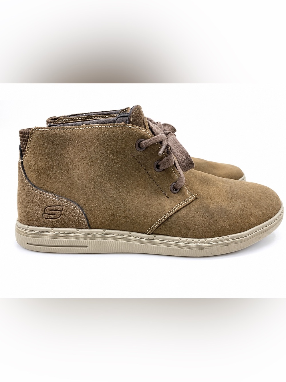 Skechers Chukka Boots Men’s S-10 Brown Suede Leather Air-Cooled Memory Foam NWOB